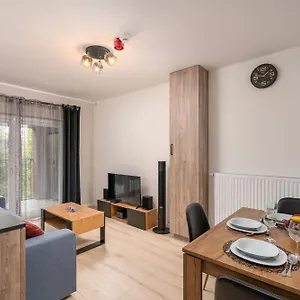 https://apartwro-city-square-railway-station.hotelswroclaw.com
