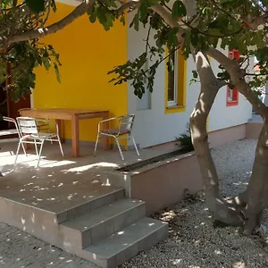 https://haus-zarko.hotelinzadar.com