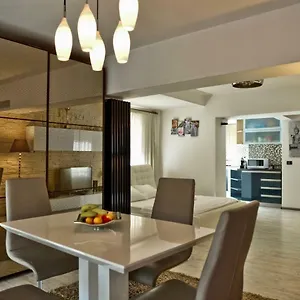 Eric 100 Apartament Bucureşti
